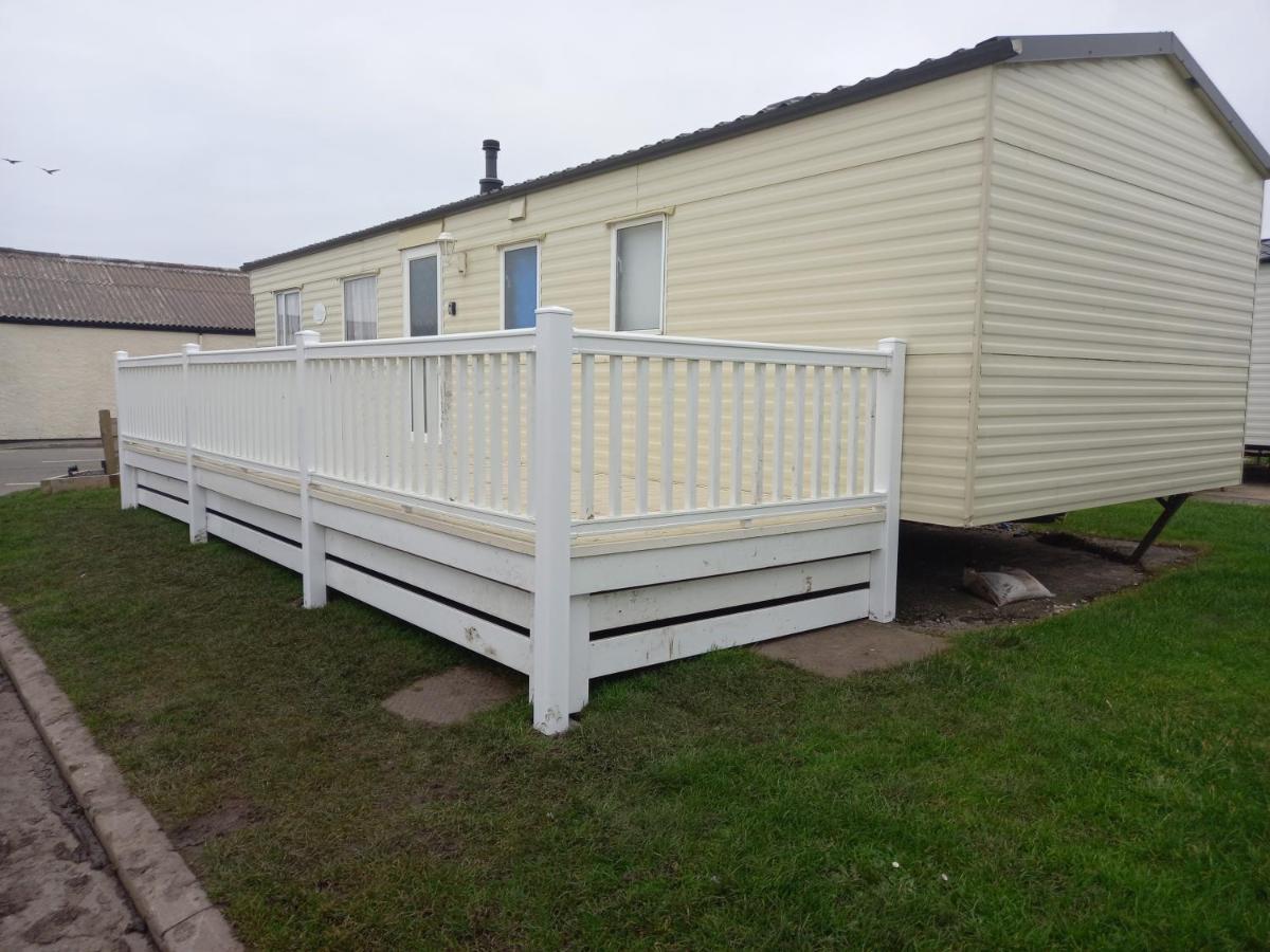 Holiday Home In Lyons Robin Hood Holiday Park Meliden المظهر الخارجي الصورة