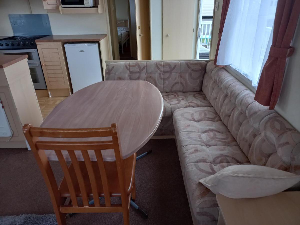 Holiday Home In Lyons Robin Hood Holiday Park Meliden المظهر الخارجي الصورة