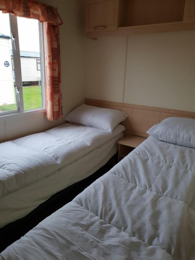 Holiday Home In Lyons Robin Hood Holiday Park Meliden المظهر الخارجي الصورة